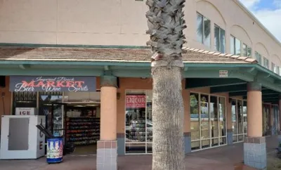 IB Liquor Market, business photo 1