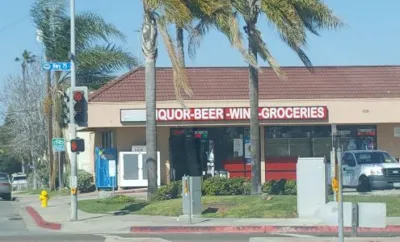 Mercado Shores Liquor & Market, business photo 1