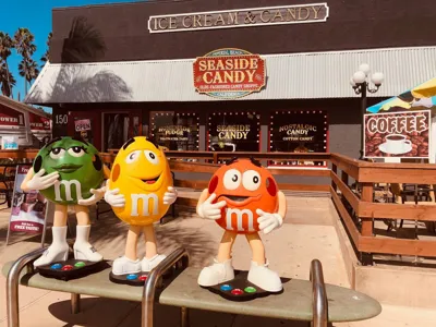 Seaside Candy and Ice Cream, business photo 1